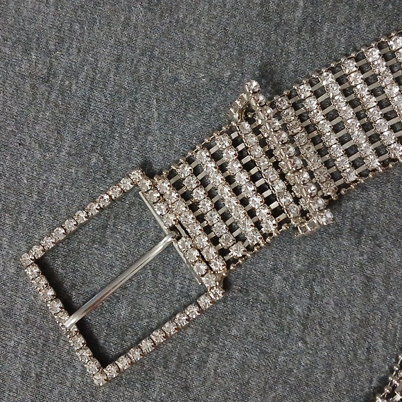 SHEIN Silver Rhinestone Belt - Picture 3 of 5